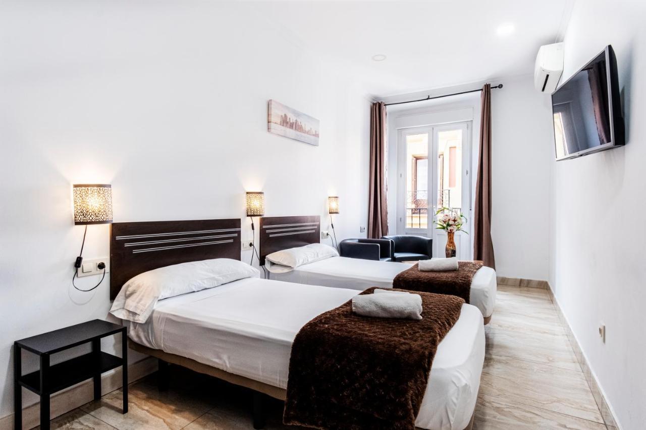 Hostal Rincon De Sol - Centro Madrid - Self Checkin Екстер'єр фото